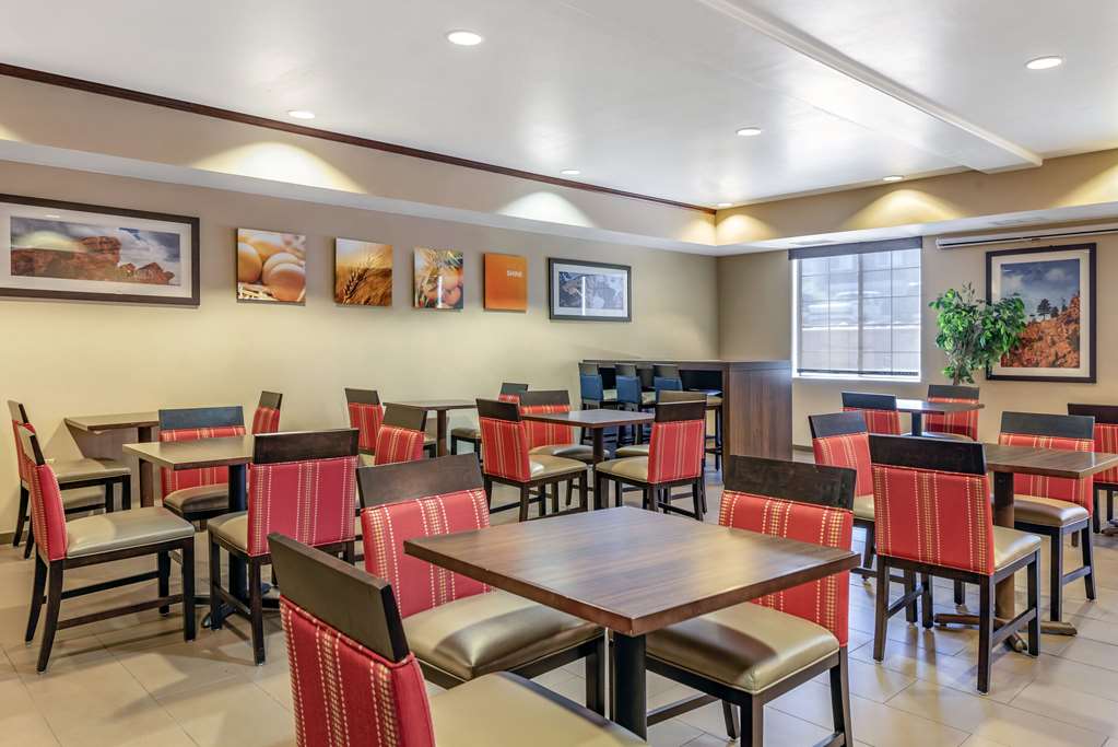 Comfort Suites Castle Rock - photo 23