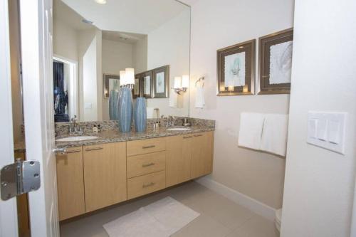 Charming Cozy Haven - photo 17