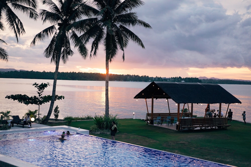 Ocean 101 Beach Resort