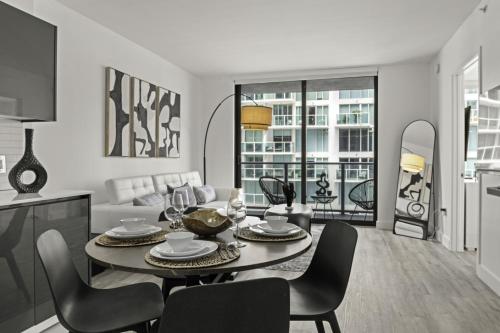 Luxurious 2Bedroom Apt Parking in Brickell. — 4-Star Luxury Hotel in Miami, United States