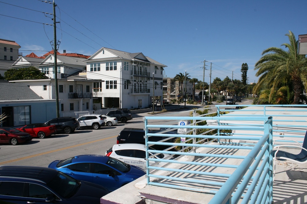 Royal North Beach All Suites - photo 31