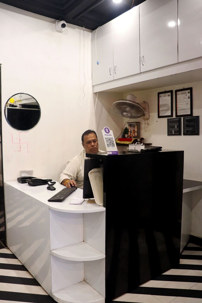 Hotel Vaikunth Palace - last minute hotel in Ujjain