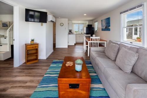 Truro Beach Cottages - photo 18