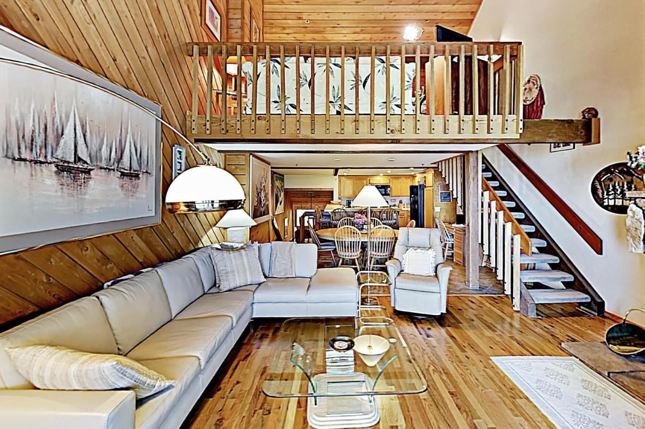 Ridgepoint Haven 103 - last minute hotel in Bridgeport