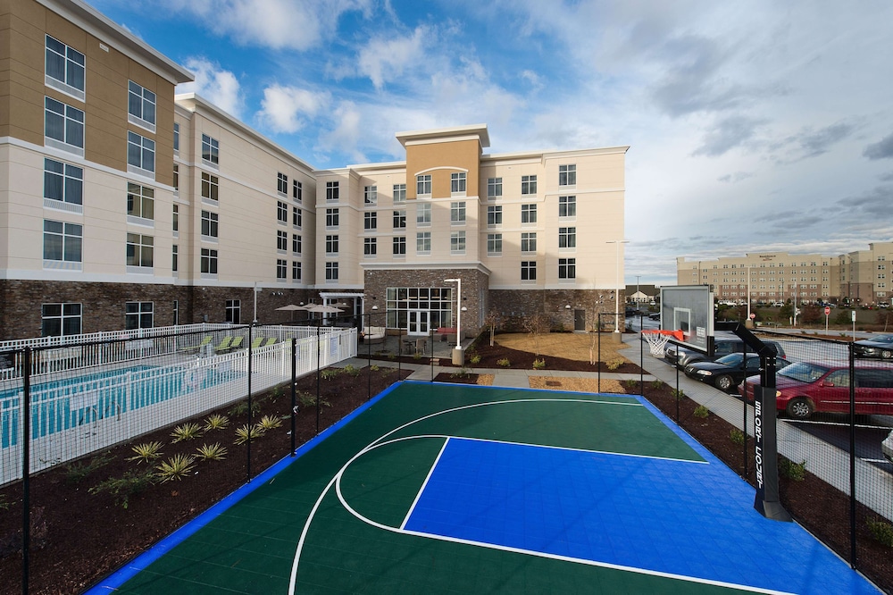 Homewood Suites by Hilton Concord Charlotte - photo 2