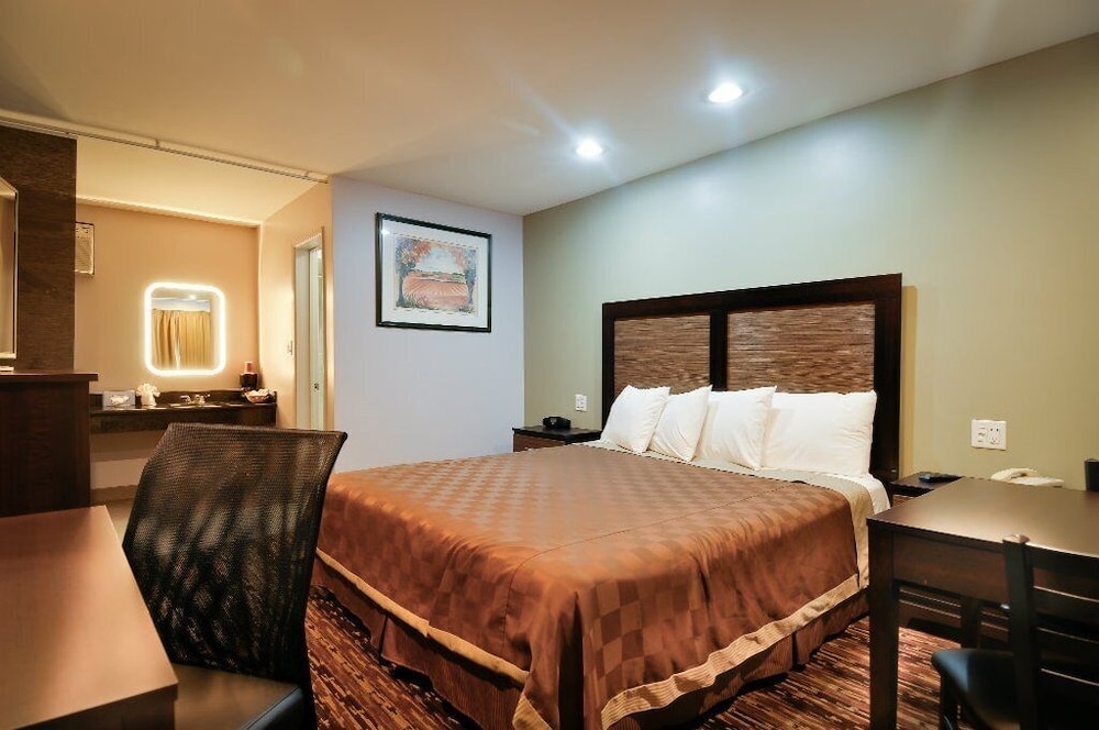 Vagabond Inn Sunnyvale - photo 18
