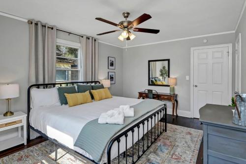 The Duke Pet Friendly in Columbia, United States