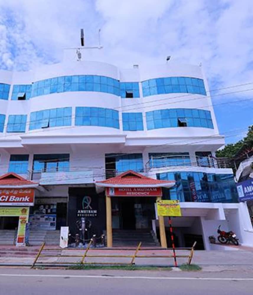 Fabhotel Amutham Residency — Kanniyakumari