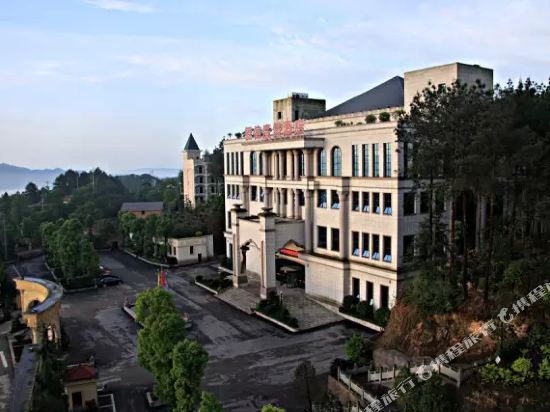 Dexin Resort Hotel - last minute hotel in Chongqing
