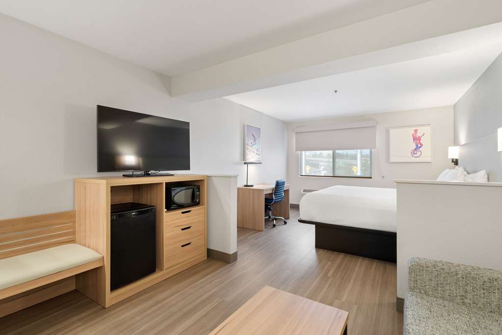 Best Western Lake Oswego Portland Hotel & Suites - photo 63