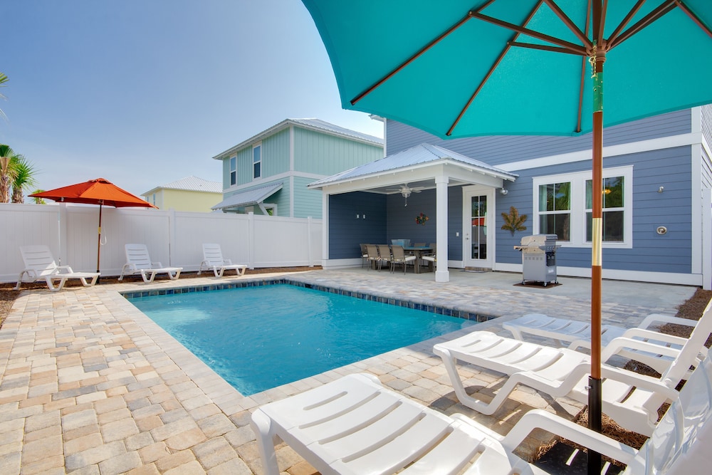 601 Lyndell Ln Pier Relaxation I — 4-Star Luxury Hotel in Panama City Beach, United States