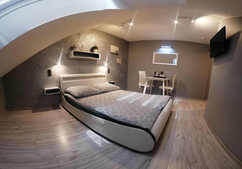 Atmosfera — hotel in Nadarzyn