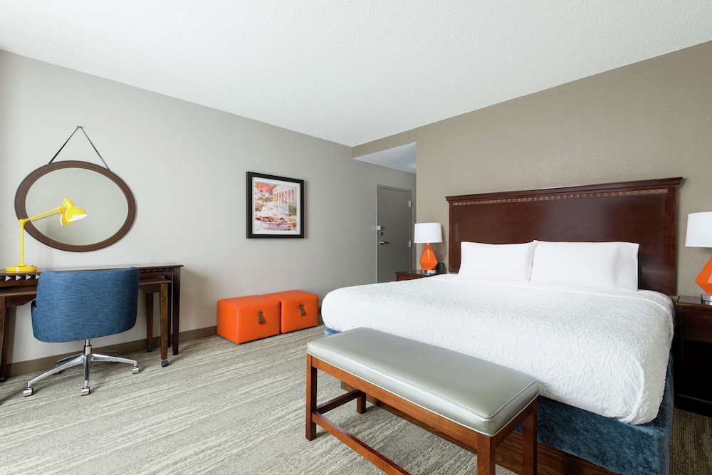 Hampton Inn & Suites National Harbor Alexandria Area - photo 15