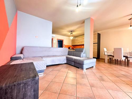 Appartamento la Fenice — 4-Star Luxury Hotel in Desenzano Del Garda, Italy