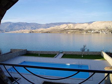Villa Vrbanc — 4-Star Luxury Hotel in Pag, Croatia