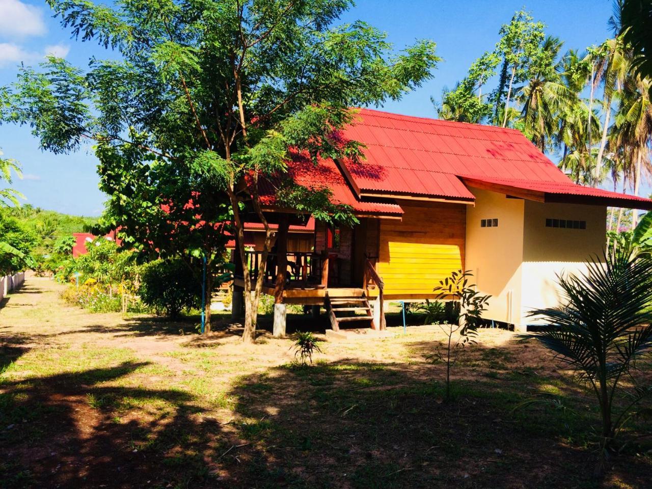 Gardenhomeresortkohjum in Nuea Khlong, Thailand