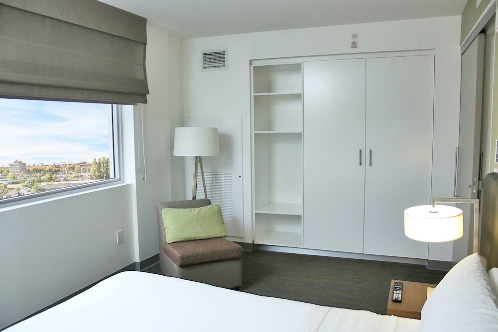Element Miami Doral - photo 17