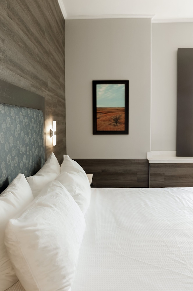 The Oread Lawrence Tapestry Collection by Hilton - photo 16