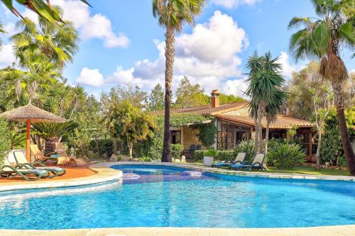 Finca Ranchon Grande by Rentallorca — hotel in Port De Pollenca