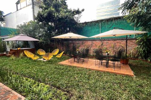 Dkcd 4 Studios in Zona Viva — 4-Star Luxury Hotel in Guatemala City, Guatemala