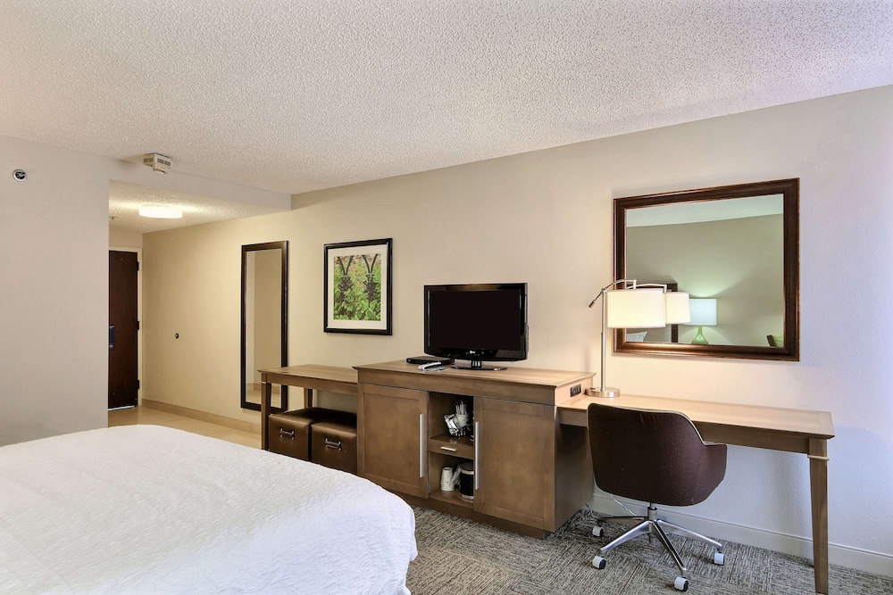 Hampton Inn Savannah I 95 Richmond Hill - photo 8