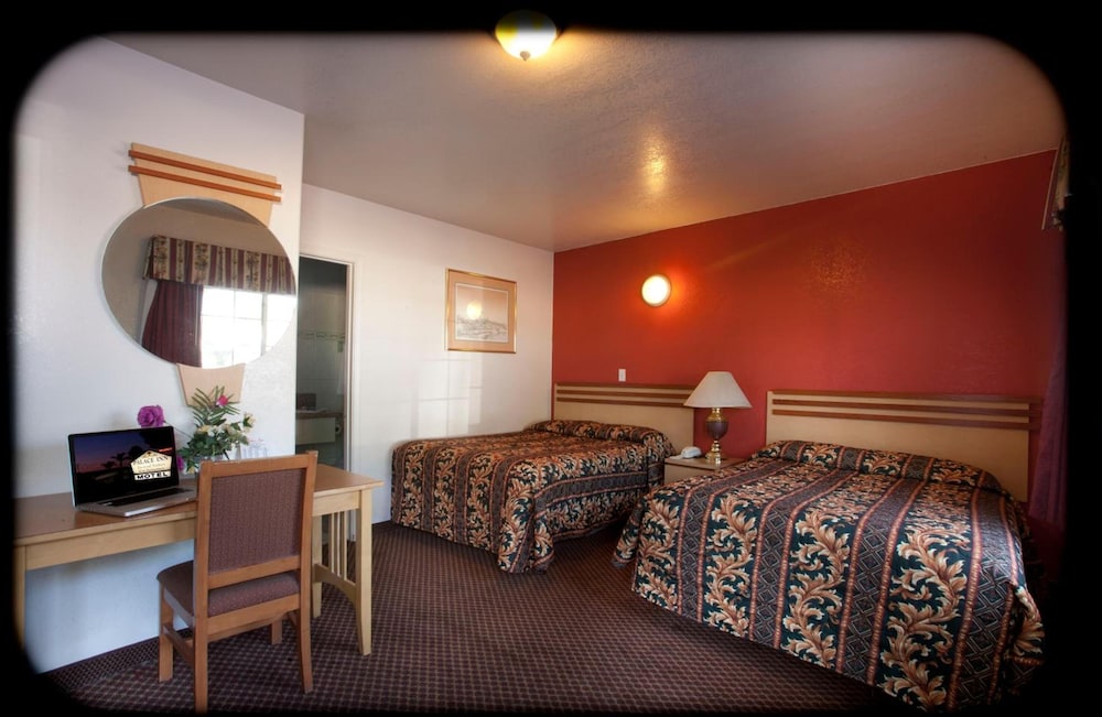 Palace Inn Oxnard - photo 26