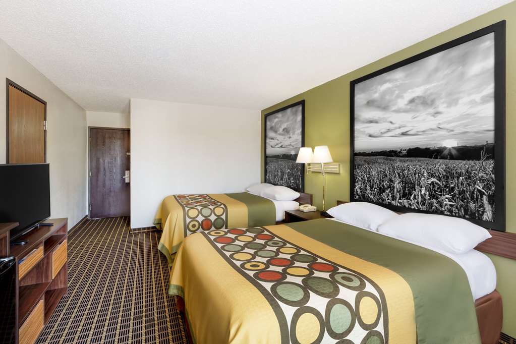 Super 8 by Wyndham Norfolk - photo 12