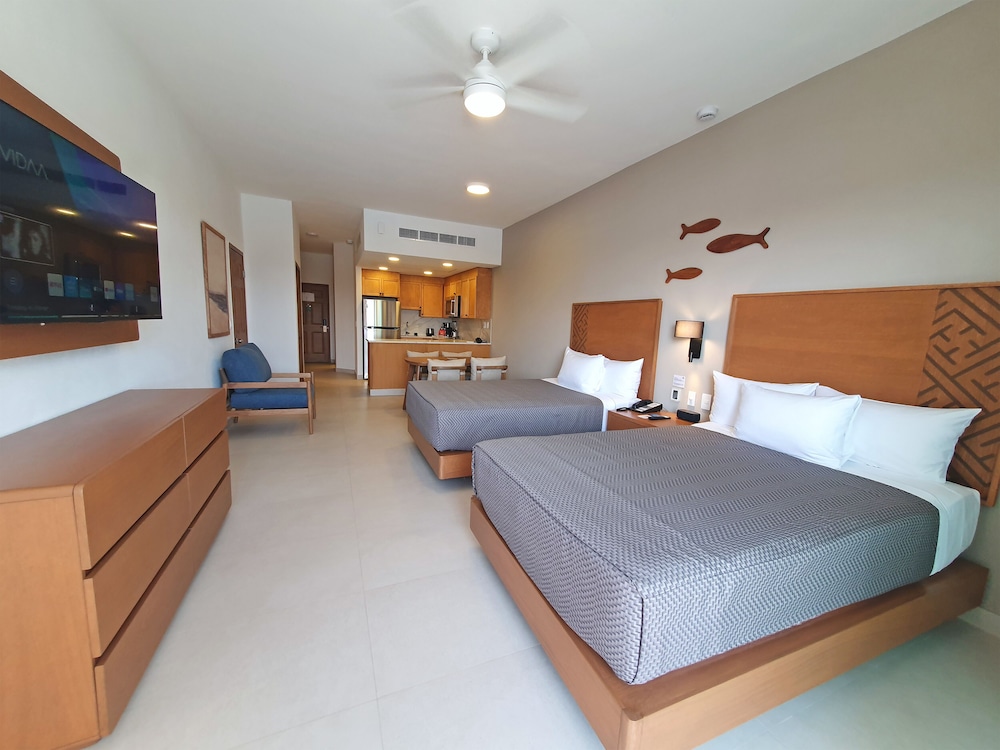Paradise Village Beach Resort and Spa