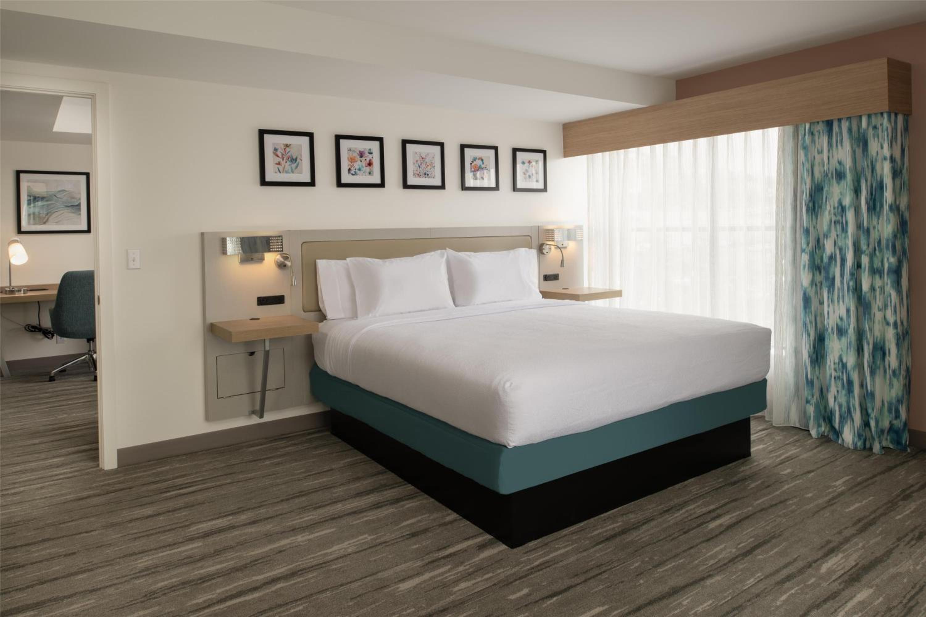 Hilton Garden Inn Tacoma Downtown - photo 9
