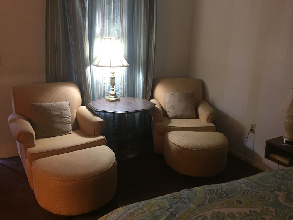 Rustic Motel Rolla - photo 18
