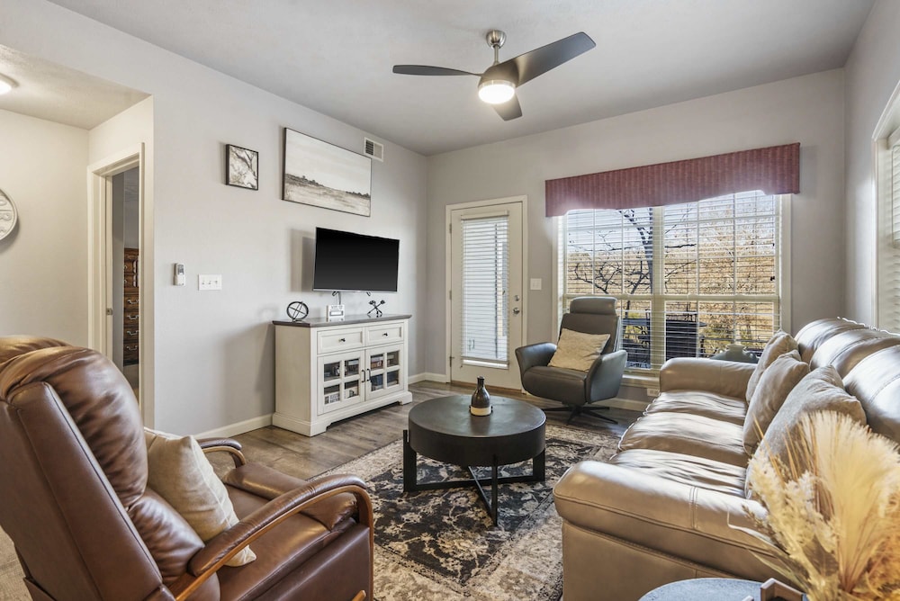 Stonebridge Condo on the Fairway — 4-Star Luxury Hotel in Branson, United States
