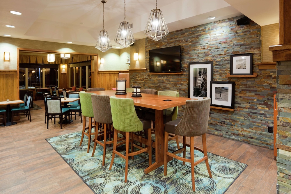 Hampton Inn Duluth Canal Park - photo 6