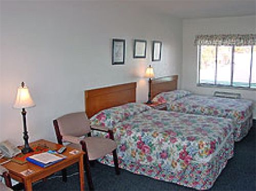 Traveler Motel - photo 14