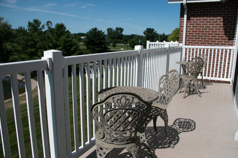 Essenhaus Inn & Conference Center - photo 77