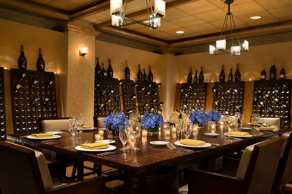 DoubleTree by Hilton Stamford - photo 50
