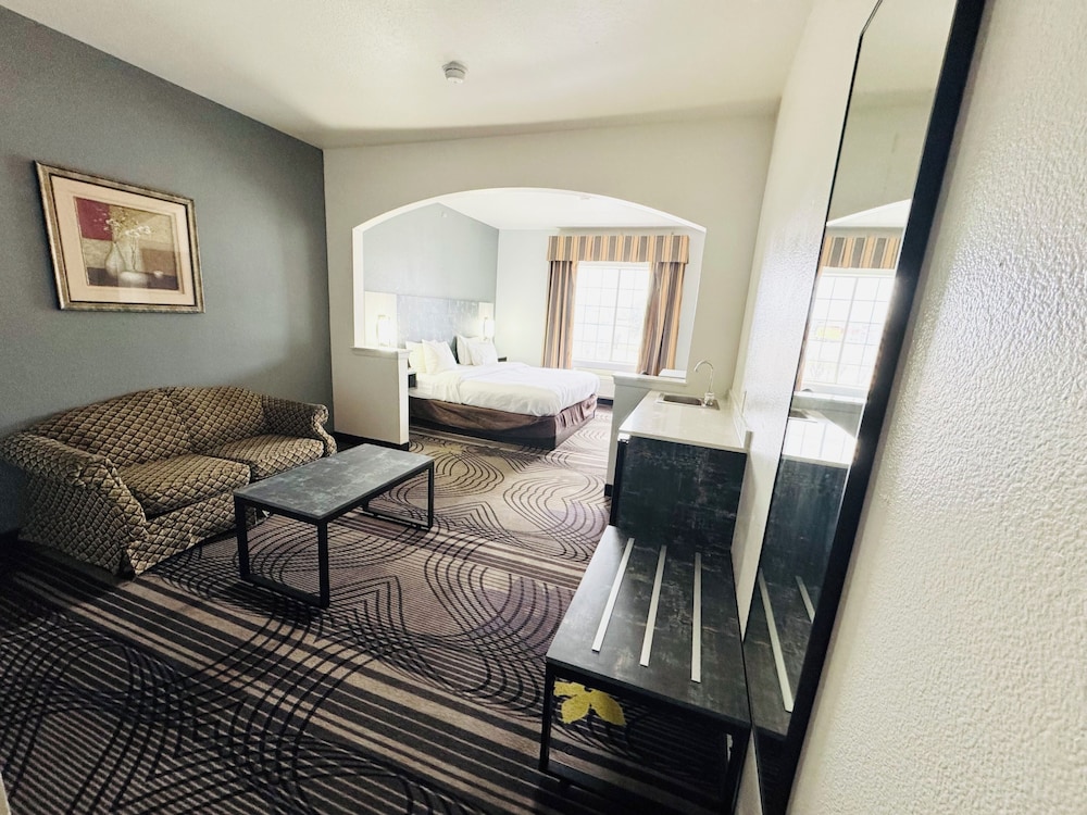 FairBridge Inn & Suites Cleburne - photo 20