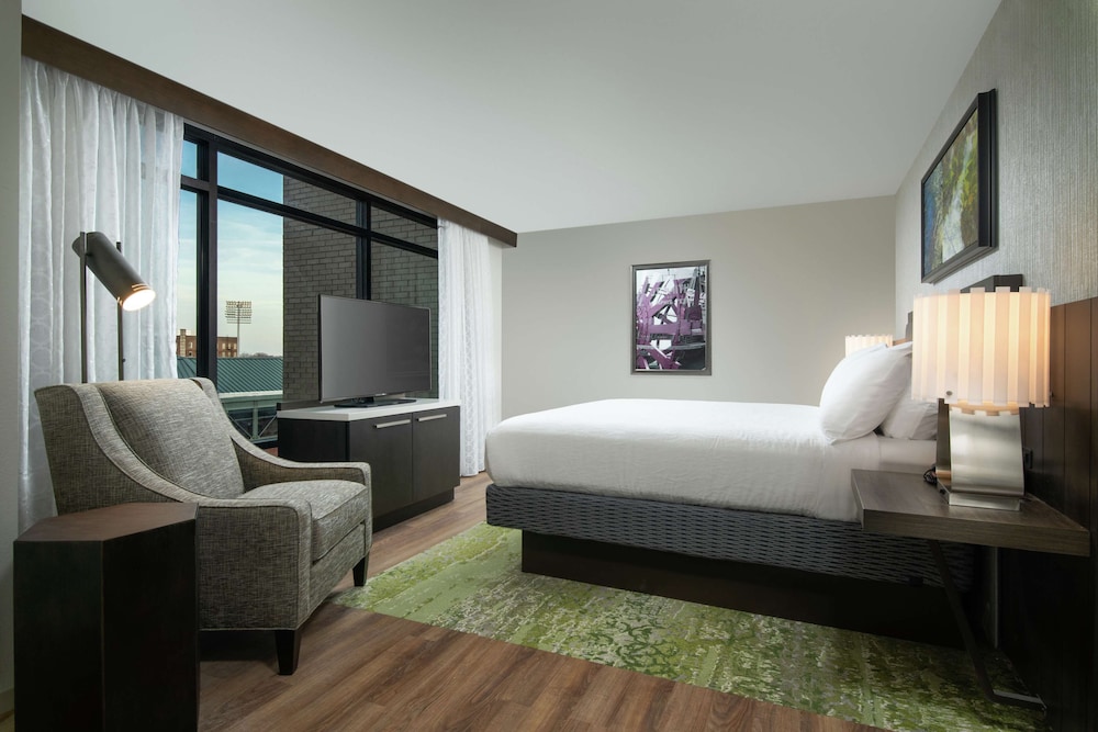Hilton Garden Inn Memphis Downtown Beale Street - photo 16