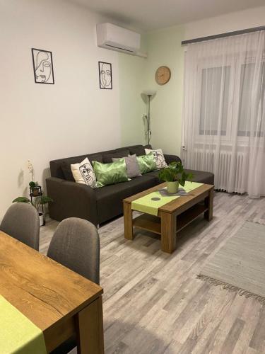Katica Apartman — 4-Star Luxury Hotel in Gyor, Hungary