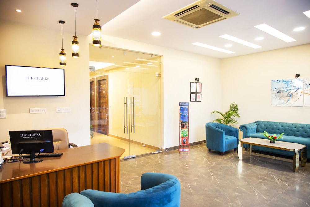 Clarks Inn Dudhwa — Palia Kalan — photo 2