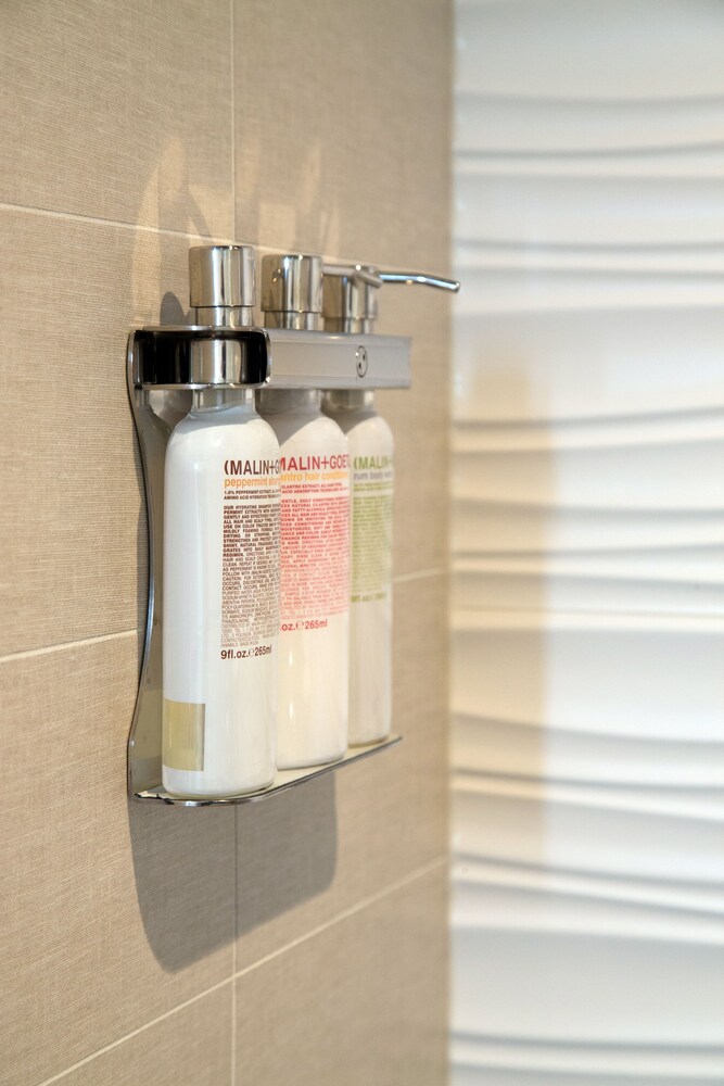 250 Main Hotel - photo 18