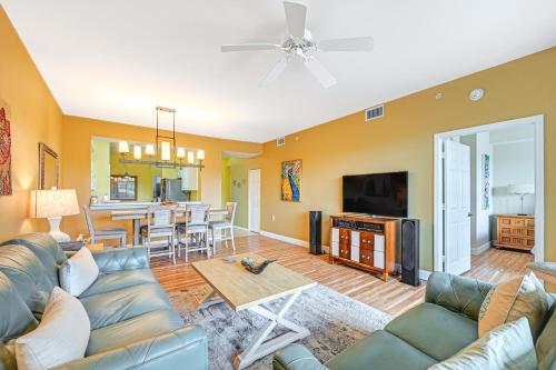 Naples Resort Townhome with Screened Patio in Naples, United States