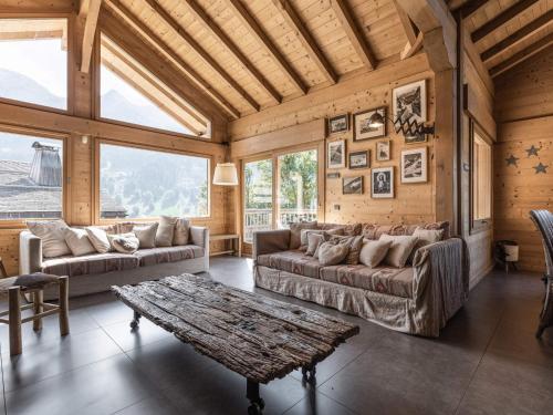 Chalet 4 5 chambres hammam cheminée garage WIFI 10 personnes FR 1 304 140 — 4-Star Luxury Hotel in La Clusaz, France