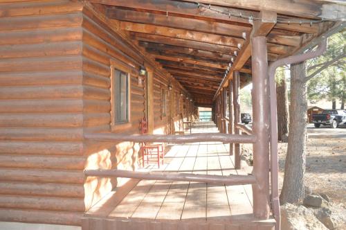 Nine Pines Motel - photo 18