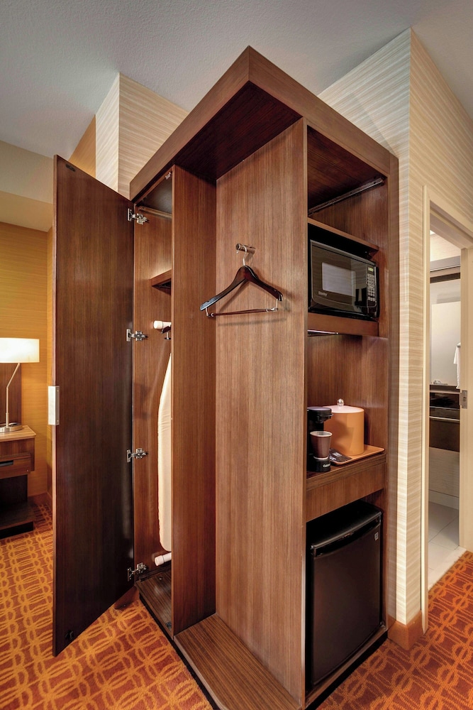 Fairfield Inn & Suites Hutchinson - photo 19