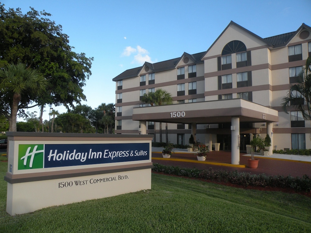 Holiday Inn Express & Suites Ft. Lauderdale N Exec Airport by IHG - photo 60