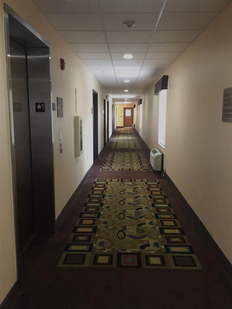 Americas Best Value Inn St. Robert - photo 18
