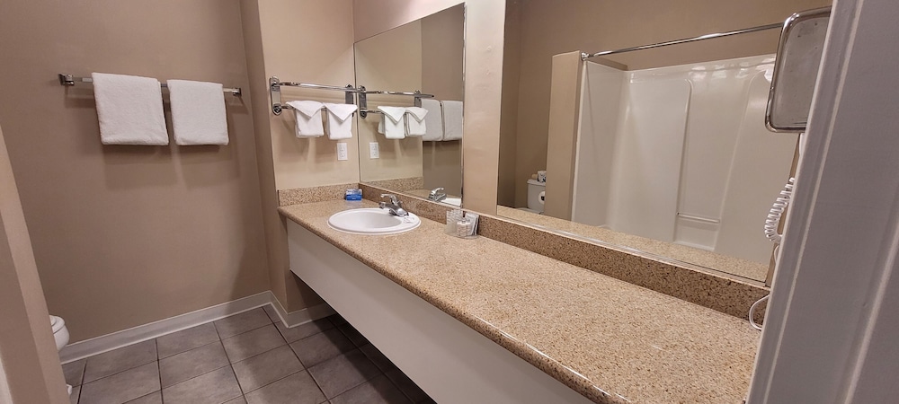 Butterfly Grove Inn - photo 22