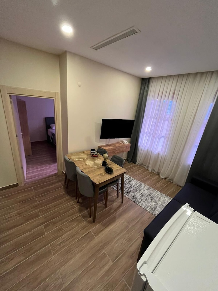 Hotel Majestik — 4-Star Luxury Hotel in Istanbul, Turkey
