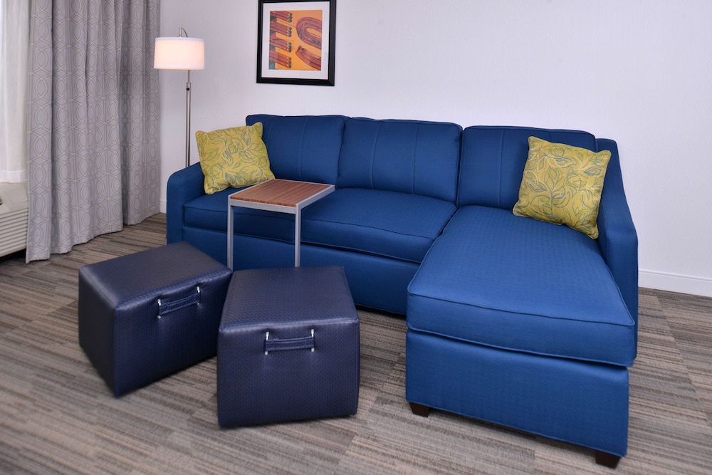 Hampton Inn & Suites Ann Arbor West - photo 20