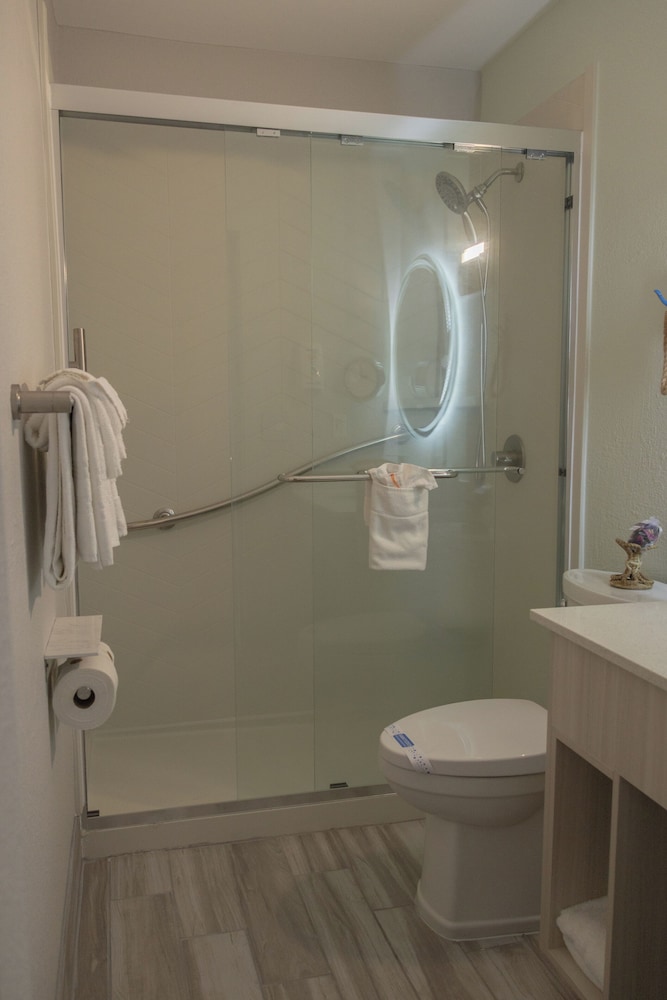 Ocean Sands Beach Boutique Inn Stay At the Beach - photo 62
